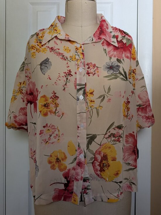 Shein Floral Blouse - Picture 1 of 4